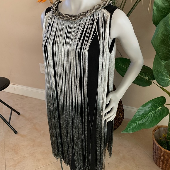 “Eden” dress with silver threads - Picture 2 of 9